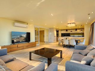 For rent and for sale 2 bedrooms condo in Watthana, Bangkok