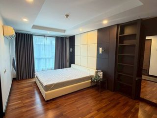 À louer 2 chambres condo à Watthana, Bangkok