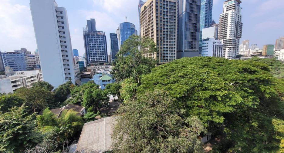 Wohnung zur Miete mit 3 Zimmer in Khlong Toei, Bangkok
