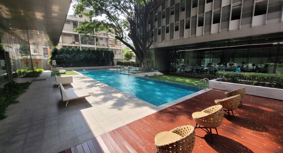 Wohnung zur Miete mit 3 Zimmer in Khlong Toei, Bangkok
