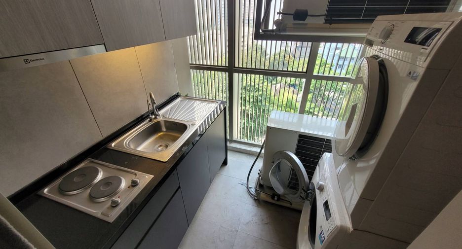 Wohnung zur Miete mit 3 Zimmer in Khlong Toei, Bangkok