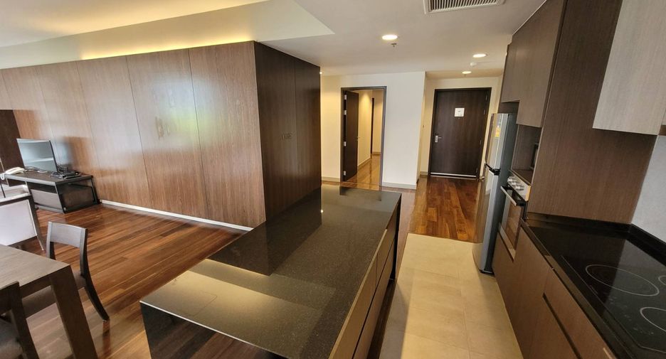 Wohnung zur Miete mit 3 Zimmer in Khlong Toei, Bangkok