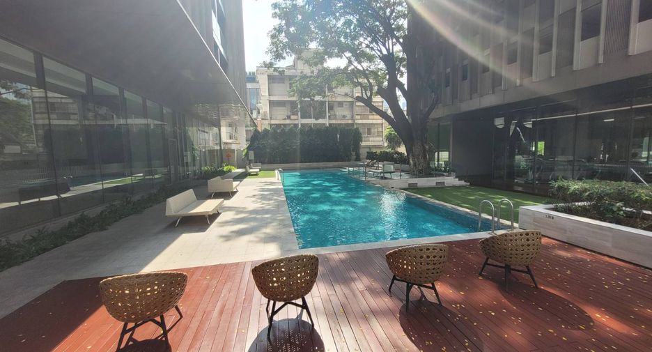 Wohnung zur Miete mit 3 Zimmer in Khlong Toei, Bangkok