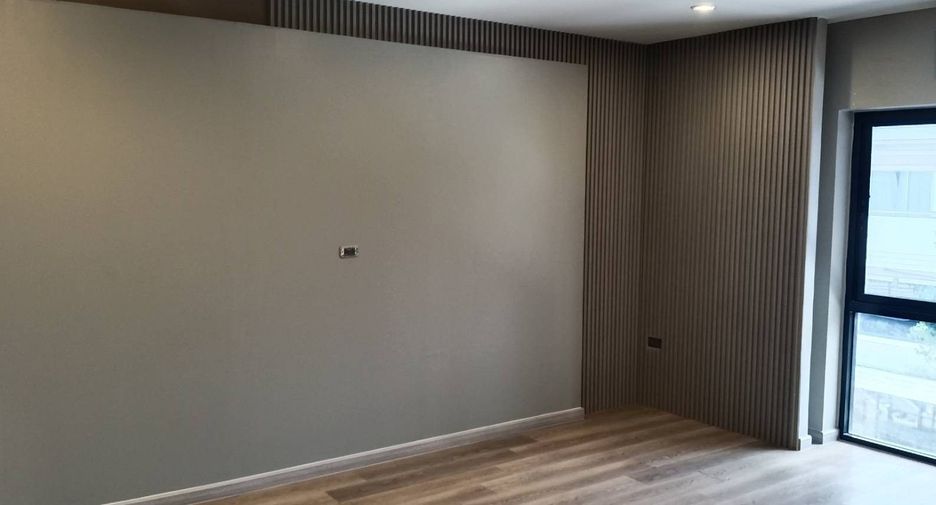 Local comercial en alquiler de 6 habitaciones en Watthana, Bangkok