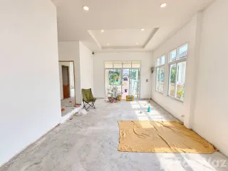出售 2 卧室 独立屋 在 塔朗, 普吉