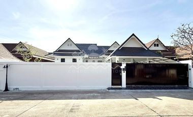 Haus zum Kauf mit 3 Zimmer in Bang Lamung, Chonburi