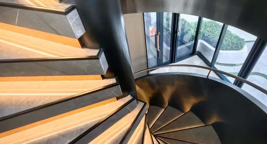 For sale 1 bed condo in Huai Khwang, Bangkok