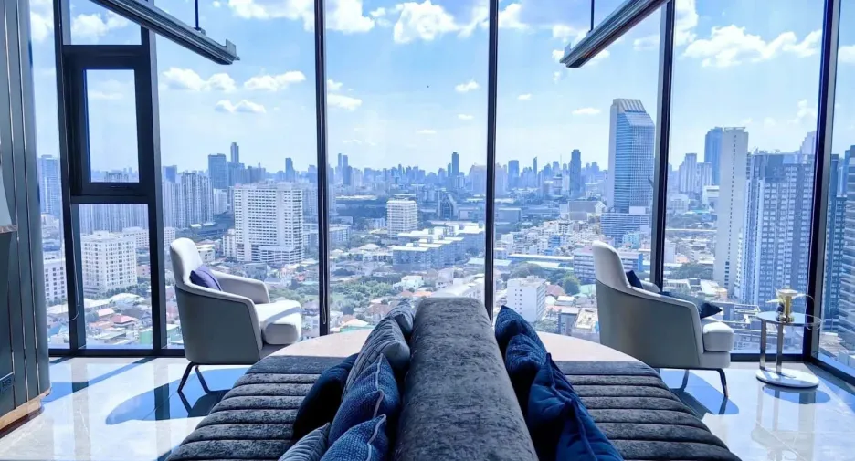 For sale 1 bed condo in Huai Khwang, Bangkok