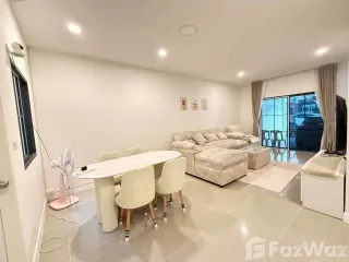 出租 3 卧室 独立屋 在 塔朗, 普吉