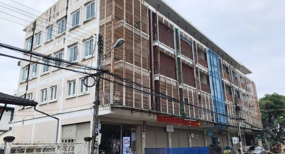For sale 2 bedrooms townhouse in Mae Sot, Tak