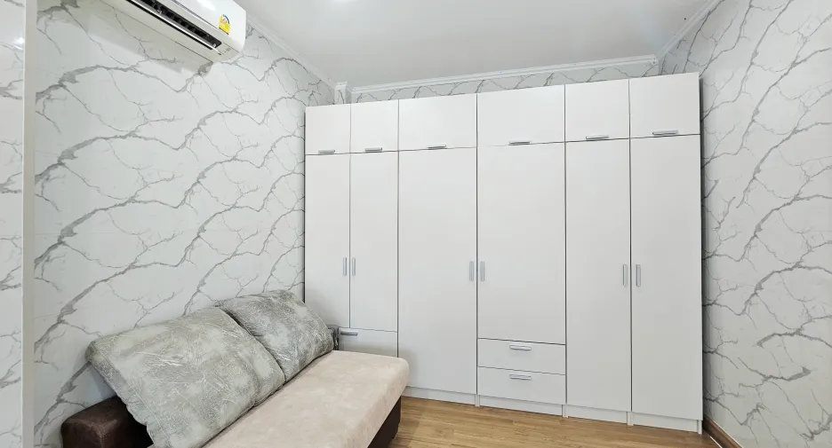 For sale 4 bedrooms house in Mueang Chiang Rai, Chiang Rai