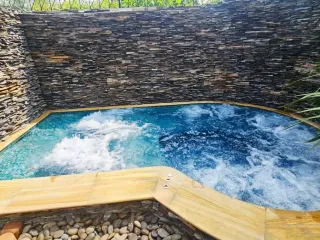 For rent and for sale 4 bedrooms house in Bang Lamung, Chonburi
