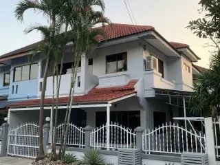 出租 3 卧室 独立屋 在 Mueang Chiang Mai, Chiang Mai