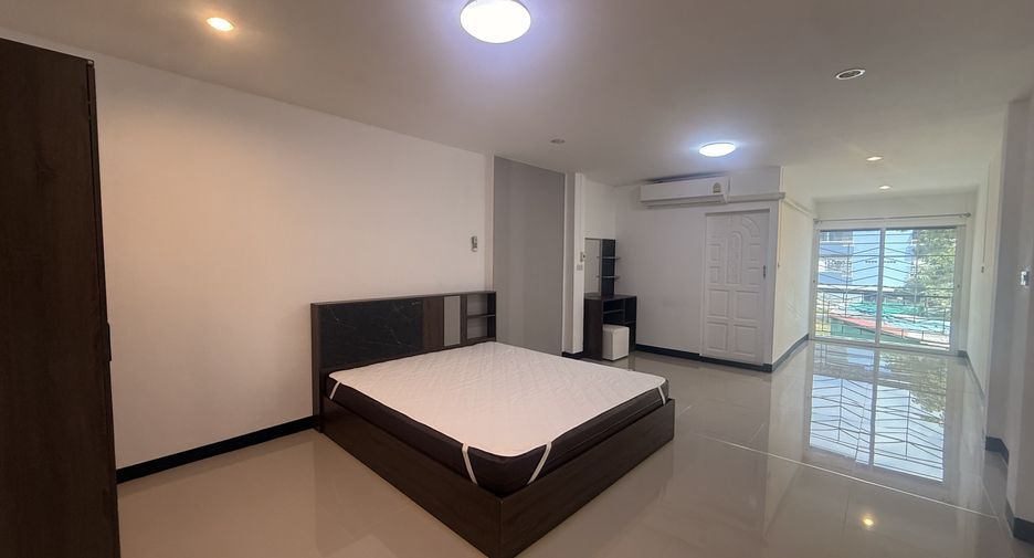 For rent 2 ベッドルーム townhouse in Mueang Chiang Mai, Chiang Mai