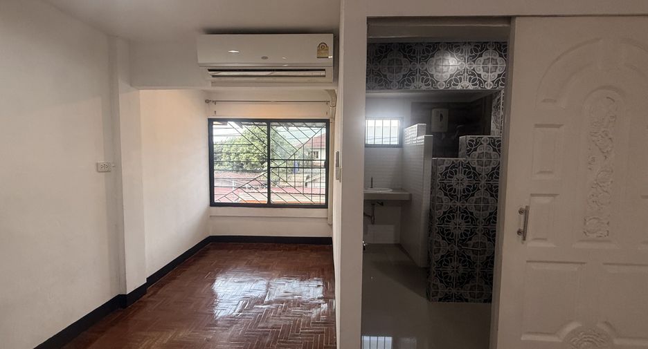 For rent 2 ベッドルーム townhouse in Mueang Chiang Mai, Chiang Mai