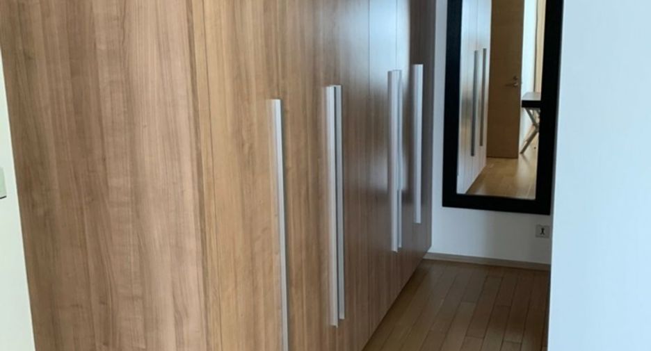 Condo en alquiler de 2 habitaciones en Pathum Wan, Bangkok
