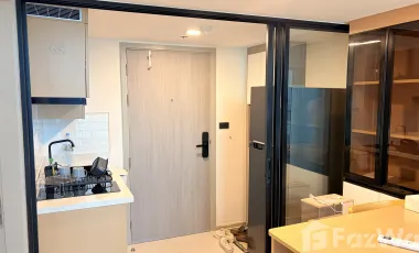 Condo en alquiler de 1 habitaciones en Bang Phlat, Bangkok