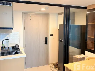 Condo en alquiler de 1 habitaciones en Bang Phlat, Bangkok