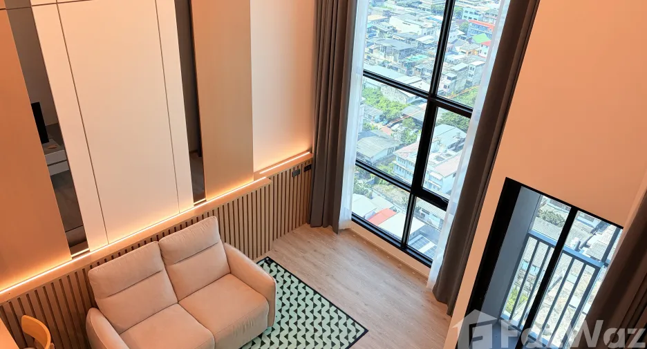 Condo en alquiler de 1 habitaciones en Bang Phlat, Bangkok