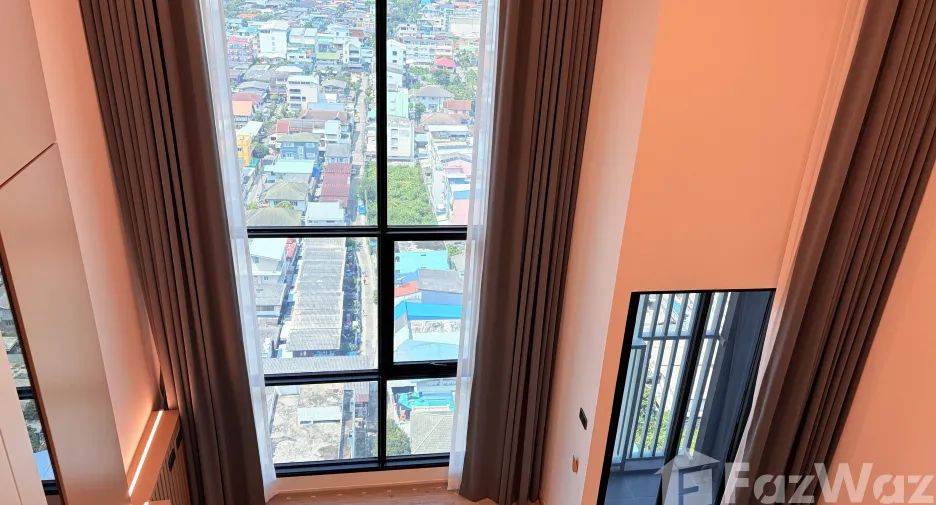 Condo en alquiler de 1 habitaciones en Bang Phlat, Bangkok