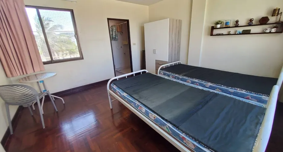 Casa adosada en venta de 3 habitaciones en Hua Hin, Prachuap Khiri Khan