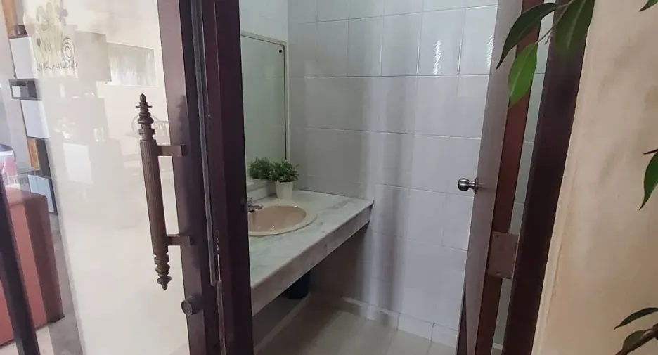 Casa adosada en venta de 3 habitaciones en Hua Hin, Prachuap Khiri Khan