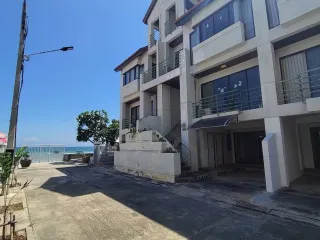 Casa adosada en venta de 3 habitaciones en Hua Hin, Prachuap Khiri Khan