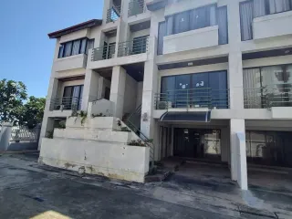 Casa adosada en venta de 3 habitaciones en Hua Hin, Prachuap Khiri Khan