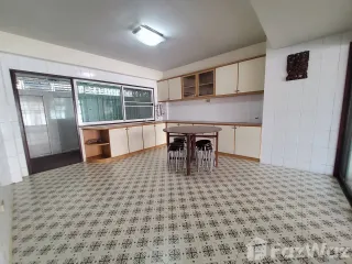Casa adosada en venta de 3 habitaciones en Hua Hin, Prachuap Khiri Khan