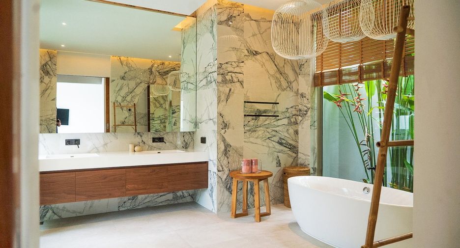 Villa en venta y en alquiler de 4 habitaciones en Thalang, Phuket