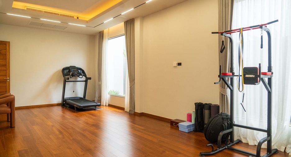 Villa en venta y en alquiler de 4 habitaciones en Thalang, Phuket
