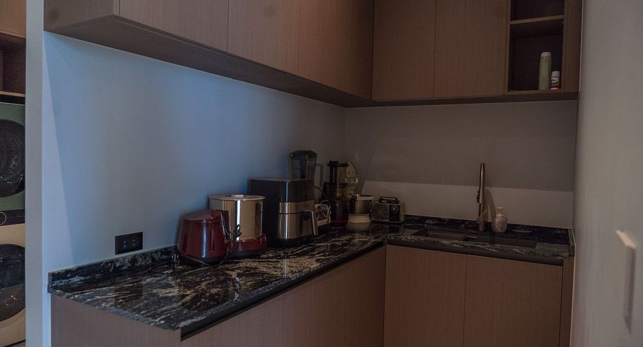Villa en venta y en alquiler de 4 habitaciones en Thalang, Phuket