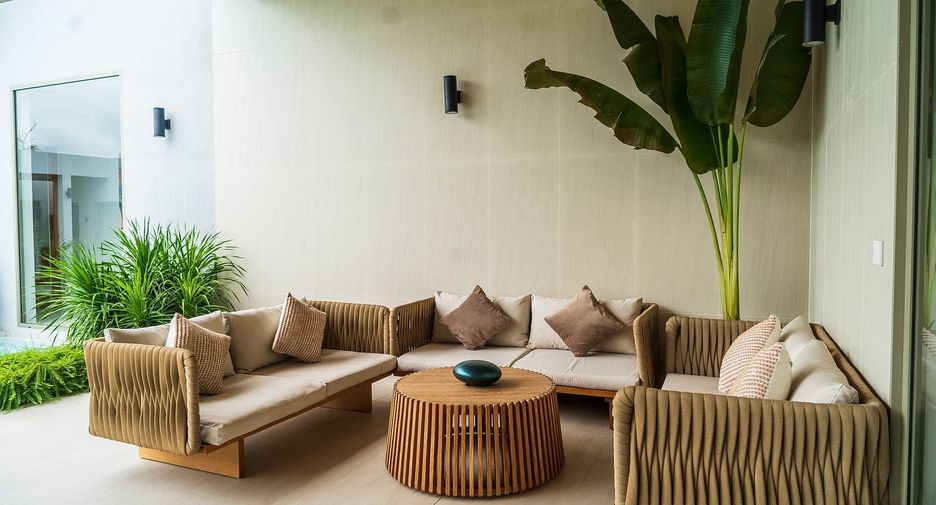 Villa en venta y en alquiler de 4 habitaciones en Thalang, Phuket