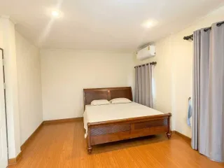 出租 4 卧室 独立屋 在 San Kamphaeng, Chiang Mai