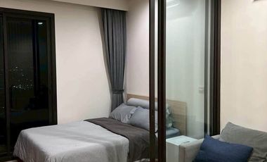 For rent 1 bed condo in Phaya Thai, Bangkok