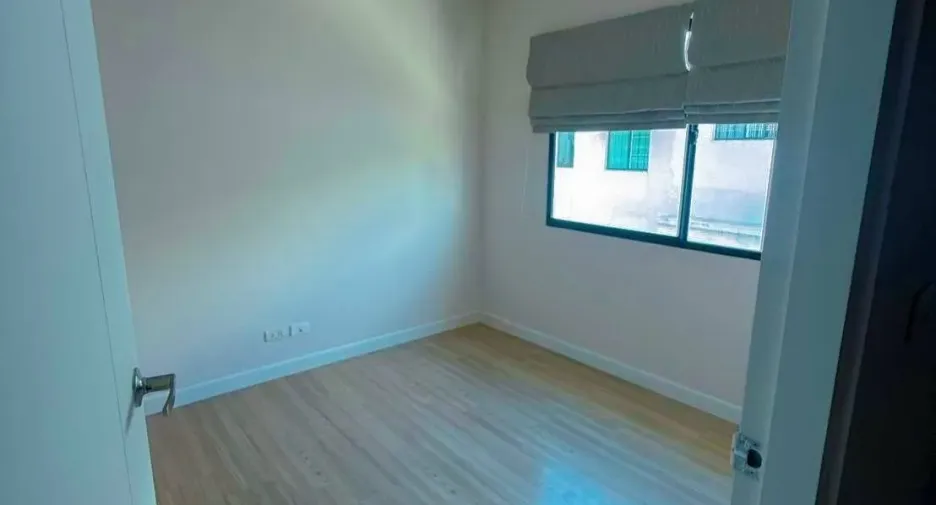 Reihenhaus zur Miete mit 3 Zimmer in Bueng Kum, Bangkok