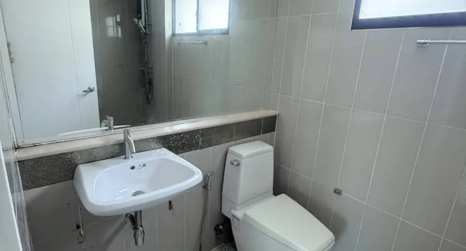 Reihenhaus zur Miete mit 3 Zimmer in Bueng Kum, Bangkok