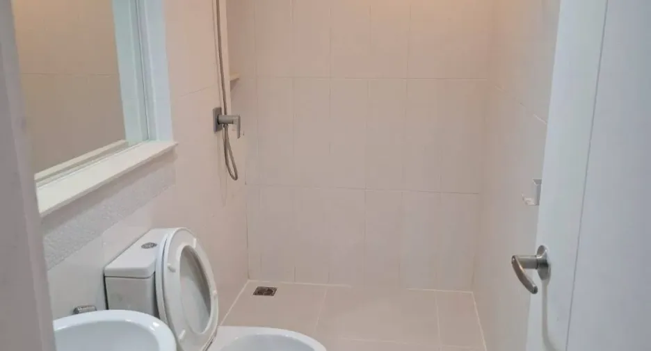 Reihenhaus zur Miete mit 3 Zimmer in Bueng Kum, Bangkok