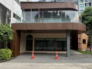 Local comercial en alquiler en Watthana, Bangkok