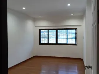 出租 2 卧室 商业空间 在 Bang Kho Laem, 曼谷