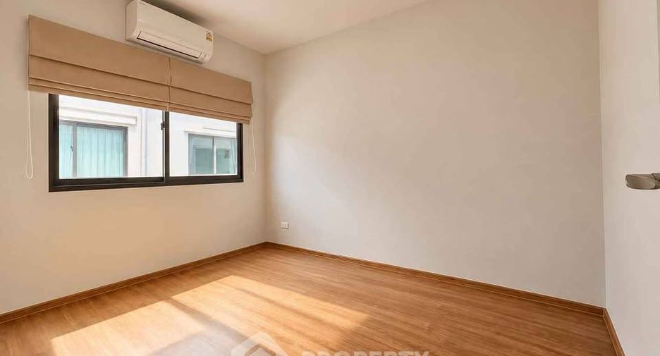 Haus zur Miete mit 3 Zimmer in Bang Phli, Samut Prakan