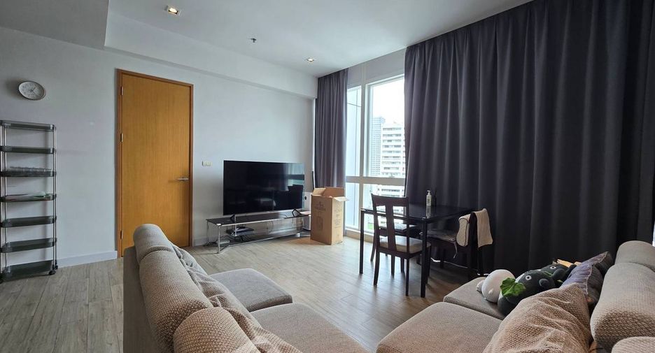 For rent 1 bed condo in Khlong Toei, Bangkok