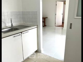 出售 1 卧室 公寓 在 Yan Nawa, 曼谷