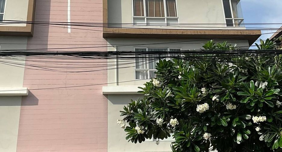 出售 1 卧室 公寓 在 Yan Nawa, 曼谷