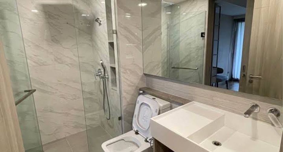 Condo en alquiler y en venta de 2 habitaciones en Watthana, Bangkok