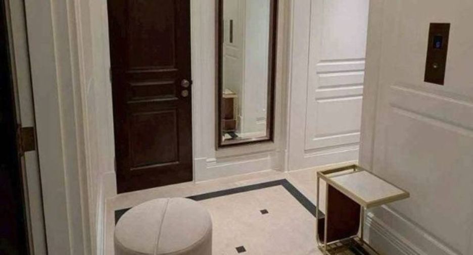 For rent 3 bedrooms condo in Pathum Wan, Bangkok