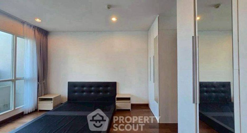 À louer 3 chambres condo à Pathum Wan, Bangkok