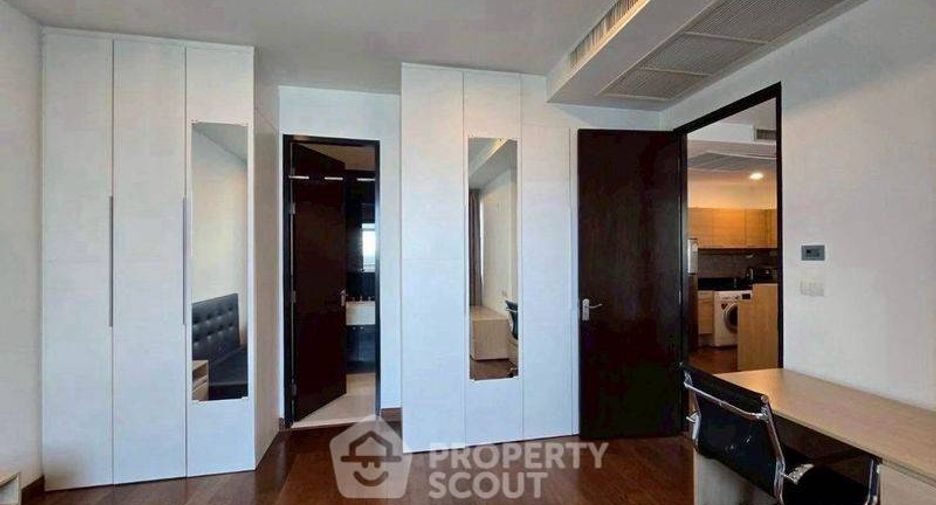 À louer 3 chambres condo à Pathum Wan, Bangkok