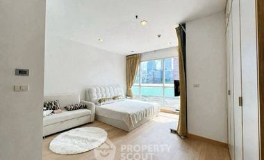 For rent 1 bed condo in Pathum Wan, Bangkok