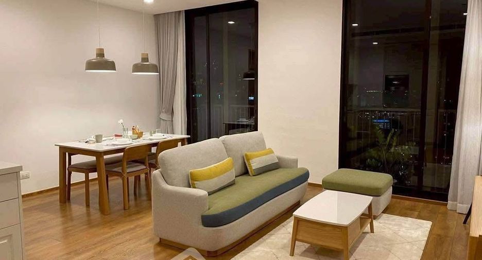 For rent 2 bedrooms condo in Watthana, Bangkok